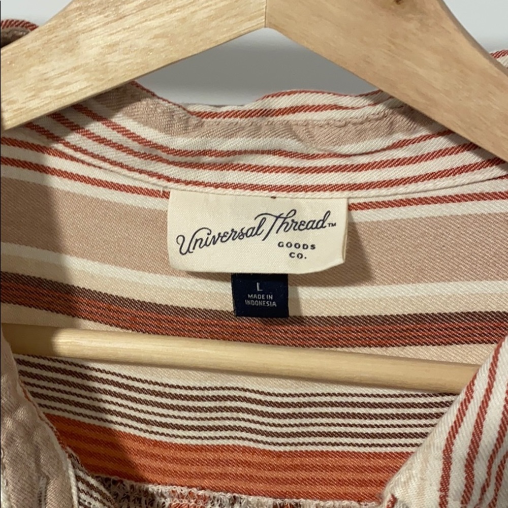 Button down shirt - Picture 3 of 3